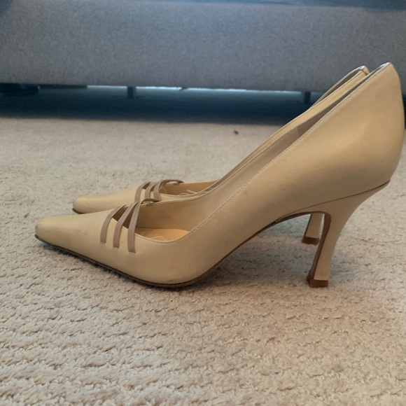 Martinez Valero cream leather pumps - Picture 2 of 4
